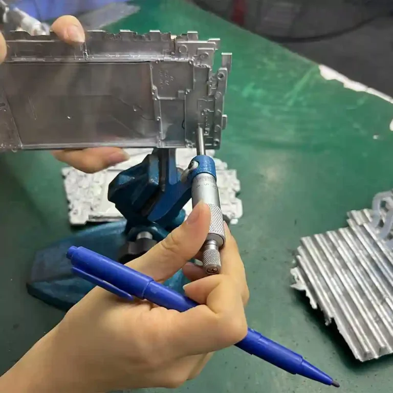 Schnelles Prototyping 12 Kostengünstige Herstellung