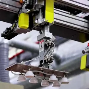 Spritzgießmaschine-2 Spritzgießmaschine-2